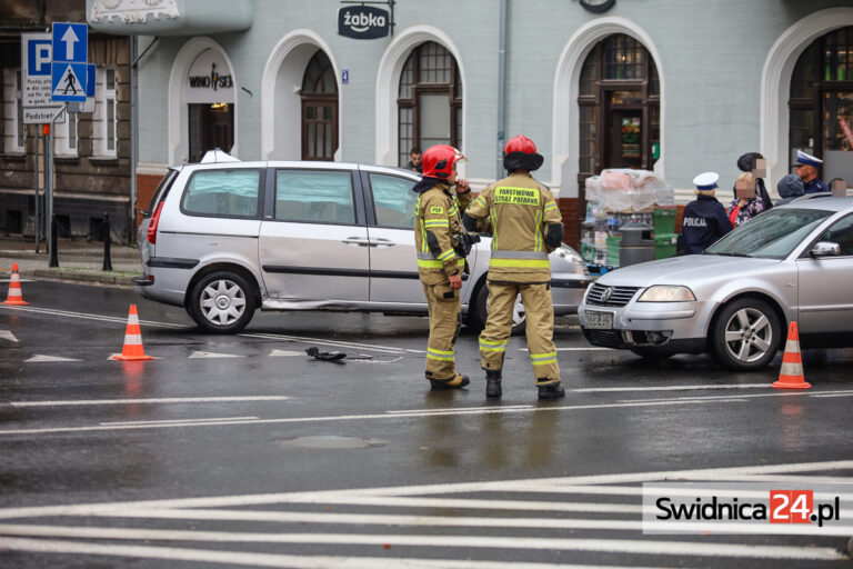 Stłuczka na placu Grunwaldzkim [FOTO]