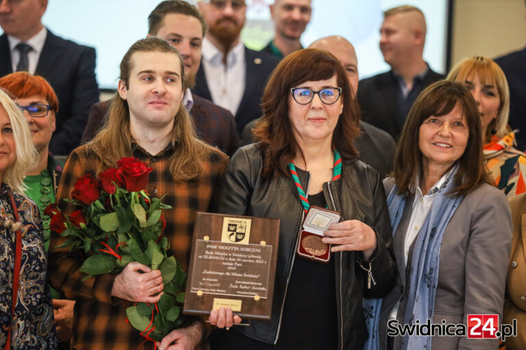 Violetta Sobczak dołączyła do grona zasłużonych dla Świdnicy