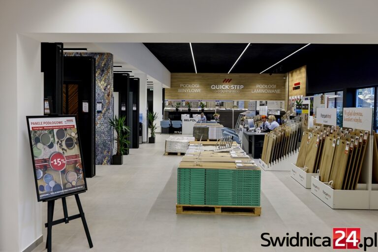 Największy wybór paneli i drzwi w zasięgu ręki. Nowy salon BEL-POL już otwarty w Świdnicy [FOTO]