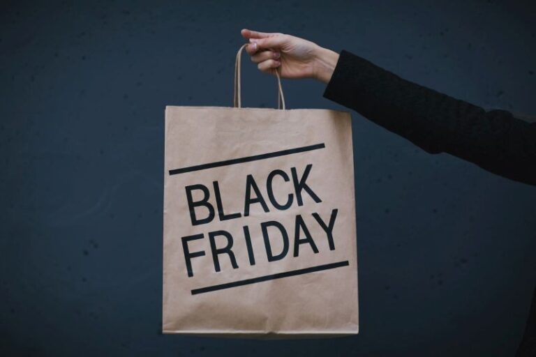 Jak dobrze wydać pieniądze na Black Friday?