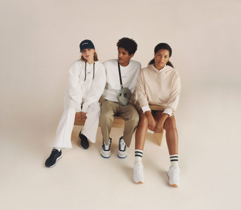 Szerokie stopy – Jak dobierać odpowiednie obuwie?