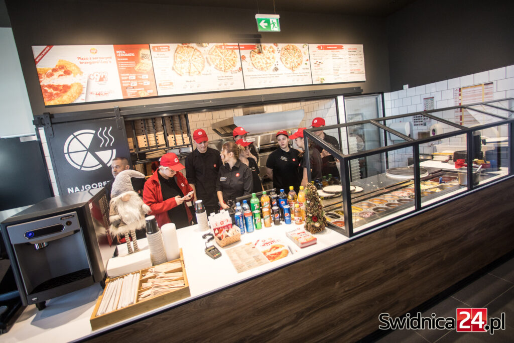 Tłumy na otwarciu Pizza Hut w Galerii Świdnickiej [FOTO] Swidnica24