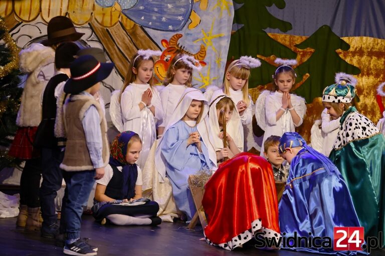 Ponad 20 przedstawień! Wkrótce Świdnicki Przegląd Zespołów Kolędniczych [PROGRAM]