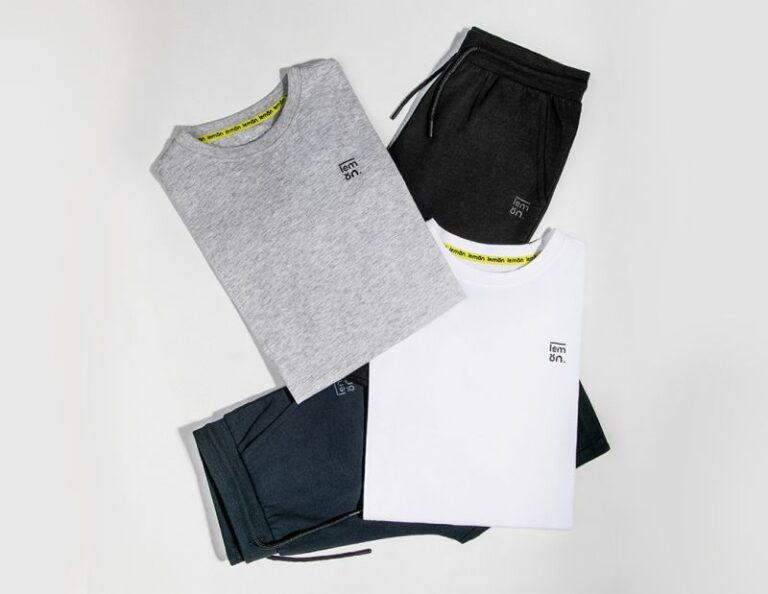 Koszulki dziecięce — jakie modele wybrać dla chłopca i dziewczynki?