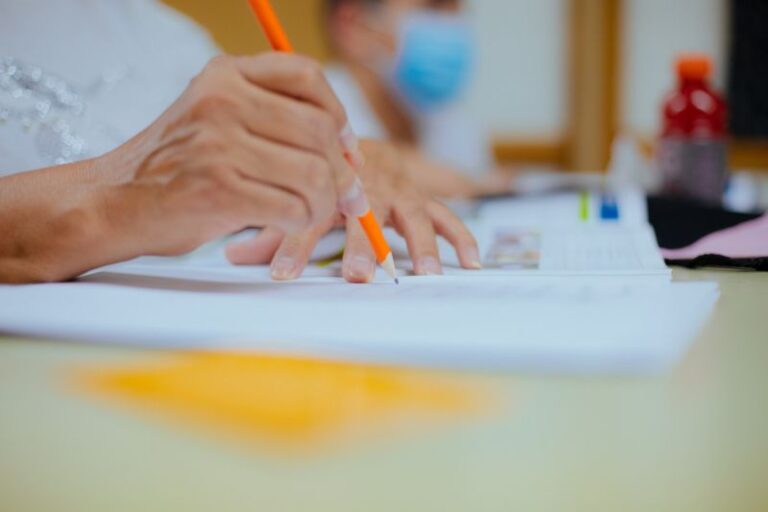 Czy warto studiować niestacjonarnie?