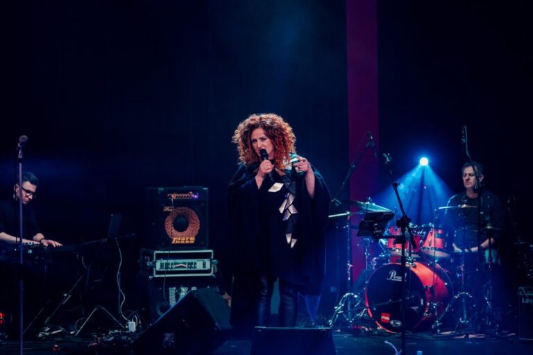 Natalia Lubrano i świdniccy artyści wystąpili w świdnickim teatrze [FOTO]