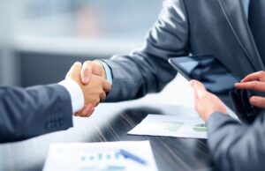 Jak porównać propozycje kredytowe i wybrać najkorzystniejszą ofertę?