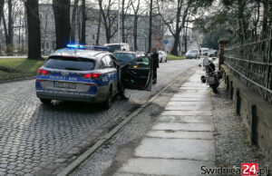 Motocyklista wywrócił się na Sikorskiego. Trafił do szpitala