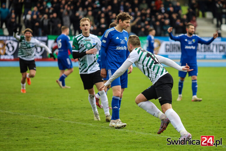 Fenomenalny gol z cyklu „stadiony świata” i awans do wielkiego finału Pucharu Polski [FOTO/VIDEO]