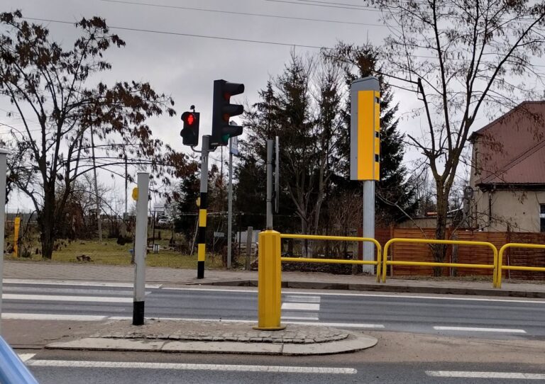Mają być batem na drogowych piratów. Nowoczesne fotoradary staną przy drogach w regionie