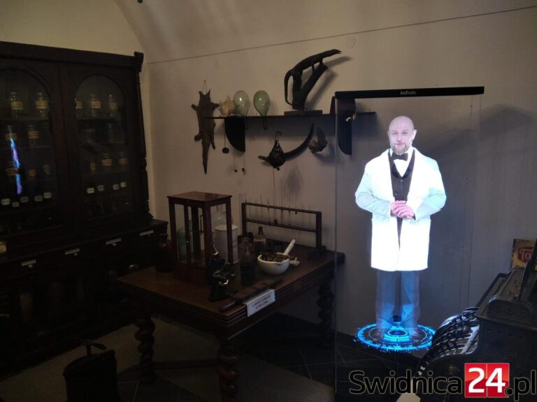 Hologram aptekarza zadebiutował w Muzeum Dawnego Kupiectwa. Noc Muzealna także z innymi atrakcjami [FOTO]