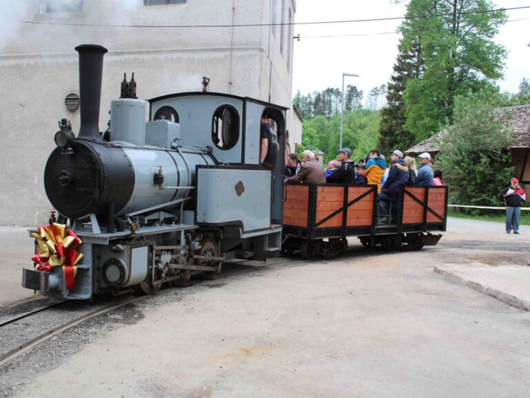 Gratka dla miłośników zabytków techniki. Wkrótce wycieczka do muzeum starych maszyn i technologii w czeskim Žamberku