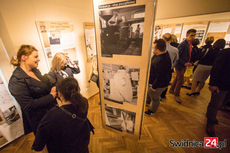 85 lat historii fabryki Śnieżka i jej kultowych czekoladek. Otwarto wystawę w Muzeum Dawnego Kupiectwa [FOTO]