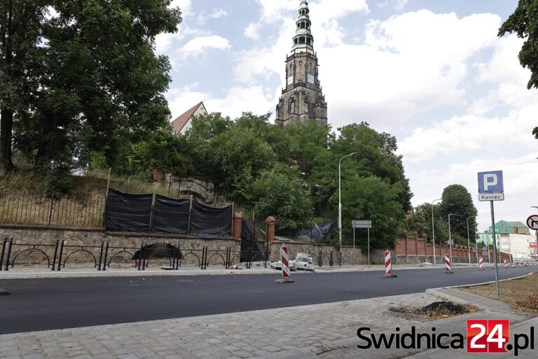 Diecezja chce zagospodarować podziemia, również miejskie. Dzierżawa bez rozgłosu