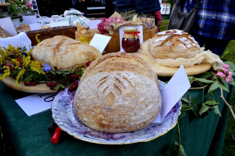 Zabytkowy młyn pachnący chlebem, czyli Festiwal Mąki po raz siódmy