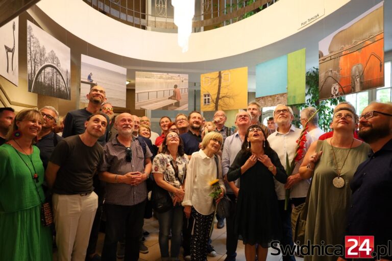 Święto sztuki fotografii rozpoczęte w Świdnicy. Jakie wystawy i spotkania jeszcze przed nami? [FOTO]