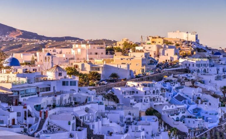 Gdzie na tanie last minute w sierpniu? Sprawdź