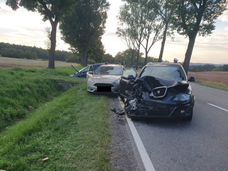 Wypadek na krajowej piątce koło Dobromierza