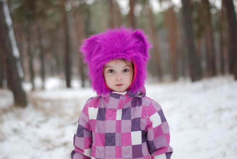 Kompletujemy garderobę dziecięcą na zimę – o czym trzeba pamiętać?