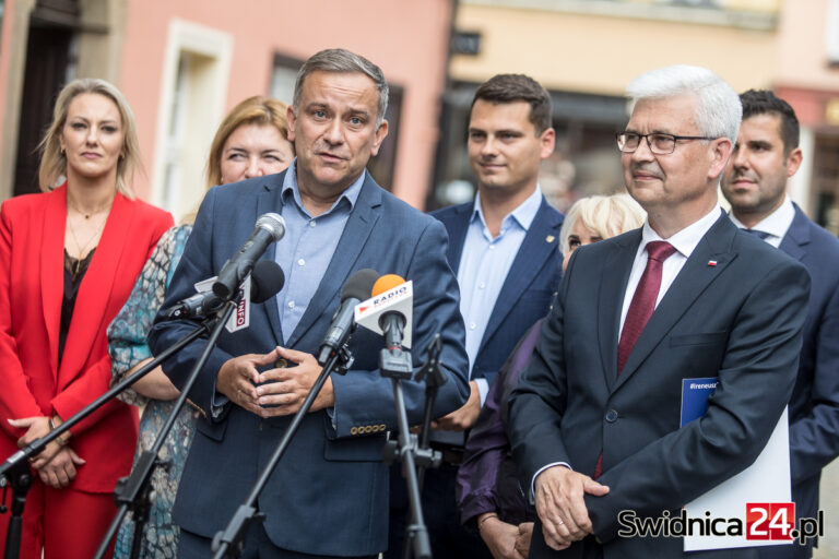 PiS z wyborczą prezentacją w Świdnicy. Pytamy o równość w medialnym przekazie dla wyborców [FOTO]