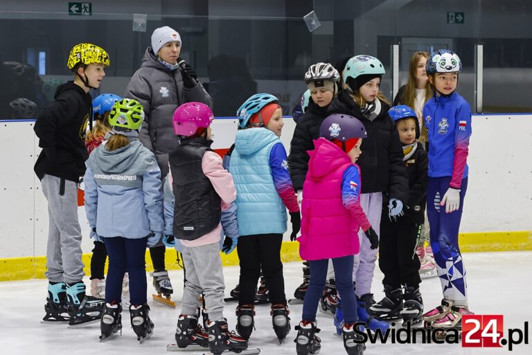 Świdnickie lodowisko szykuje się do nowego sezonu. Ile trzeba będzie zapłacić za wstęp?