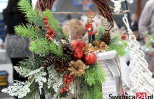 „Świąteczne drzewka pełne magii”. Cykl bezpłatnych warsztatów bożonarodzeniowe już wkrótce