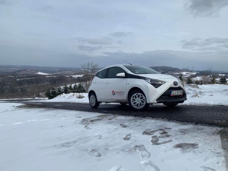 Ferie zimowe 2024 z wypożyczalnią samochodów Kaizen Rent