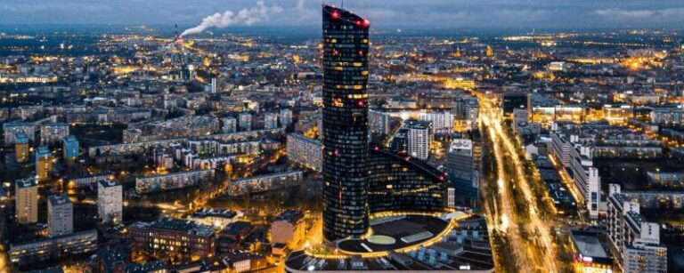 Apartamenty in the sky w Sky Tower Wrocław: Ekskluzywny pobyt na wysokościach