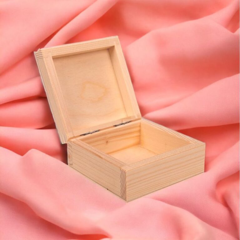 Jak zapakować prezent? Wybierz drewniane pudełko lub skrzynkę!