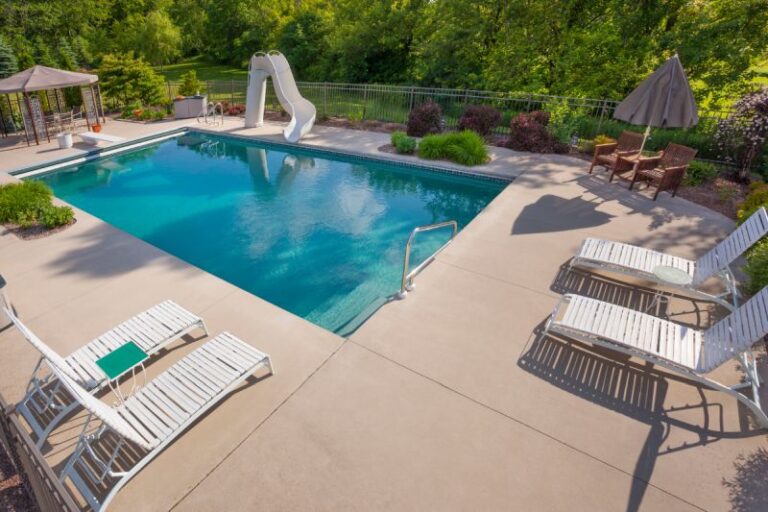 Wykorzystanie zbiornika betonowego na basen