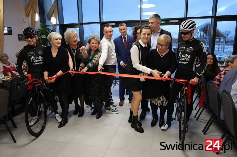 Stanica rowerowa w Wilkowie otwarta. To część dużego projektu [FOTO]