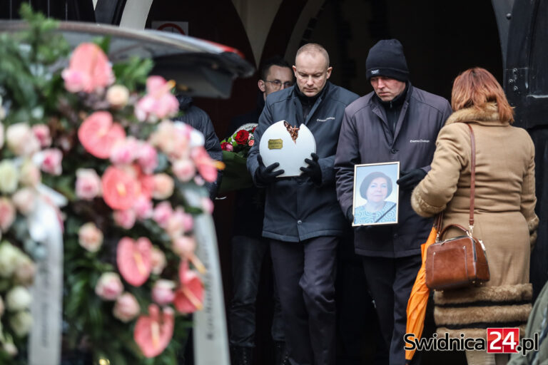 Odprowadzili Ewę Górecką w ostatnią drogę