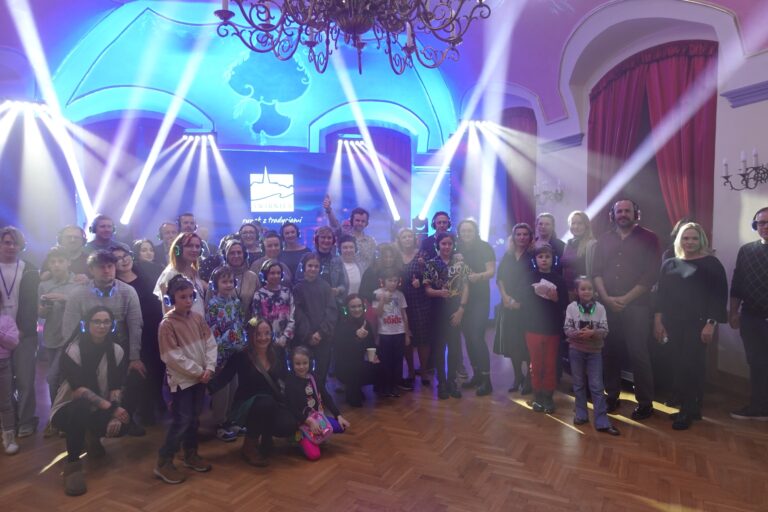 Dyskoteka za 12 tysięcy z promocją pełnomocnika KWW Beaty Moskal-Słaniewskiej