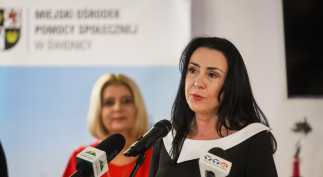 Mieszkaniec nie może nagrywać obrad komisji RM? Wypunktowaliśmy prawnika magistratu