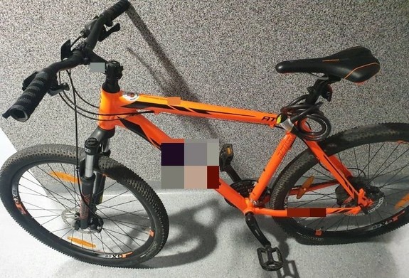 41-latek ukradł rower sprzed szkoły. Łupem nie cieszył się długo
