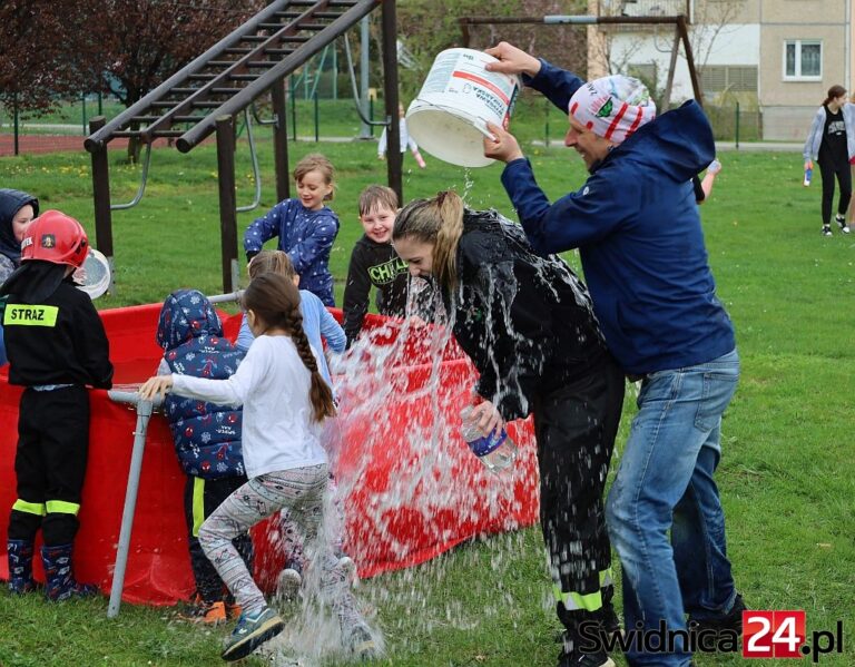Piana, woda i moc radości w lany poniedziałek [FOTO/VIDEO]