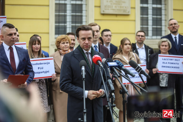 Wicemarszałek Krzysztof Bosak namawiał do głosowania na kandydatów do rady powiatu [FOTO]