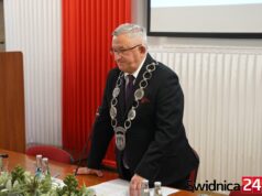 Były burmistrz Strzegomia z posadą w Dobromierzu