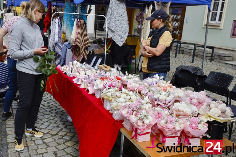 Lokalni twórcy zapraszają na świdnicki Rynek [FOTO]