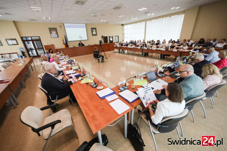 W jakim stanie jest Świdnica? Będzie debata i głosowanie, mieszkańcy będą mogli zabrać głos w dyskusji