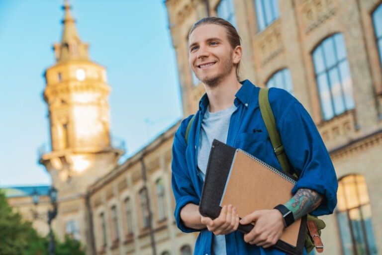 Życie studenckie w Anglii – co musisz wiedzieć