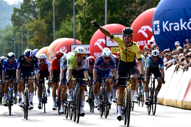 Team Visma | Lease a Bike bierze wszystko w Krakowie! Olbrzymi sukces naszego młodego kolarza podczas juniorskiego Tour de Pologne!