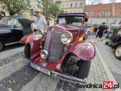 Klasyki wkrótce znów na drogach regionu. XIV Międzynarodowy Rajd Pojazdów Zabytkowych z metą w Świebodzicach