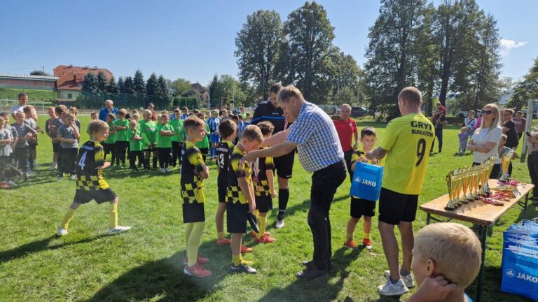 Młodzi piłkarze zagrali dla Ryszarda Dudkowskiego [FOTO]