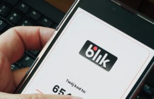 Myślała, że pomaga siostrze. Straciła blisko tysiąc złotych