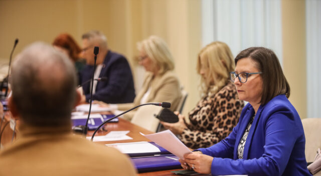VI sesja Rady Miejskiej nadzwyczajna w sprawie powodzi 2024.10.04-6 VI sesja Rady Miejskiej nadzwyczajna w sprawie powodzi 2024.10.04-6