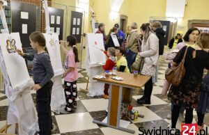 Od warsztatów rękodzielniczych po spotkanie z autorką kryminałów. Zbliża się XII Noc Bibliotek