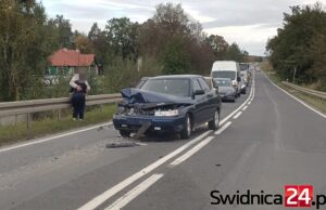 Zderzenie dwóch osobówek na krajowej „piątce”