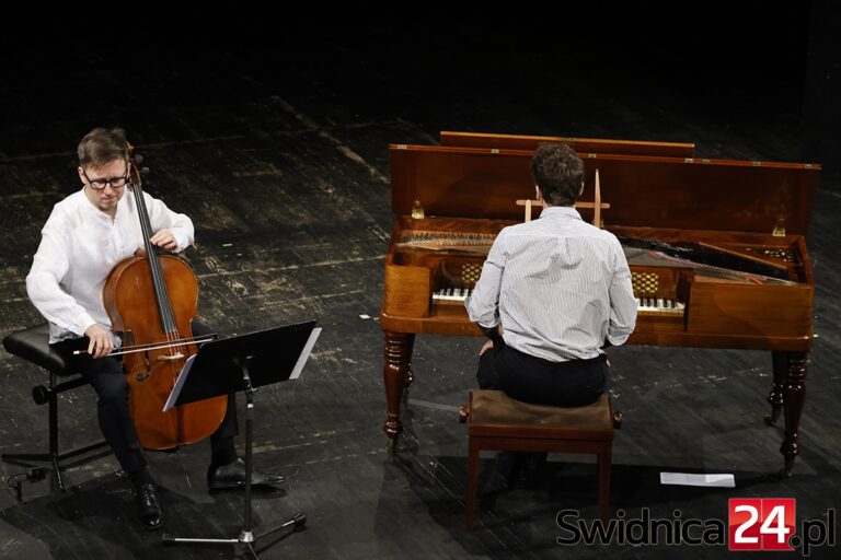 Muzyka Chopina wybrzmiała na historycznych instrumentach. Przed koncertem wyjątkowe spotkanie z pianistą Marcinem Maseckim [FOTO]