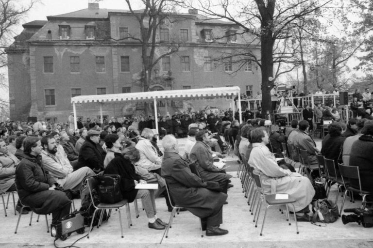 35 lat od Mszy Pojednania. „Na jakich wartościach opierać dzisiaj polsko-niemieckie relacje?”